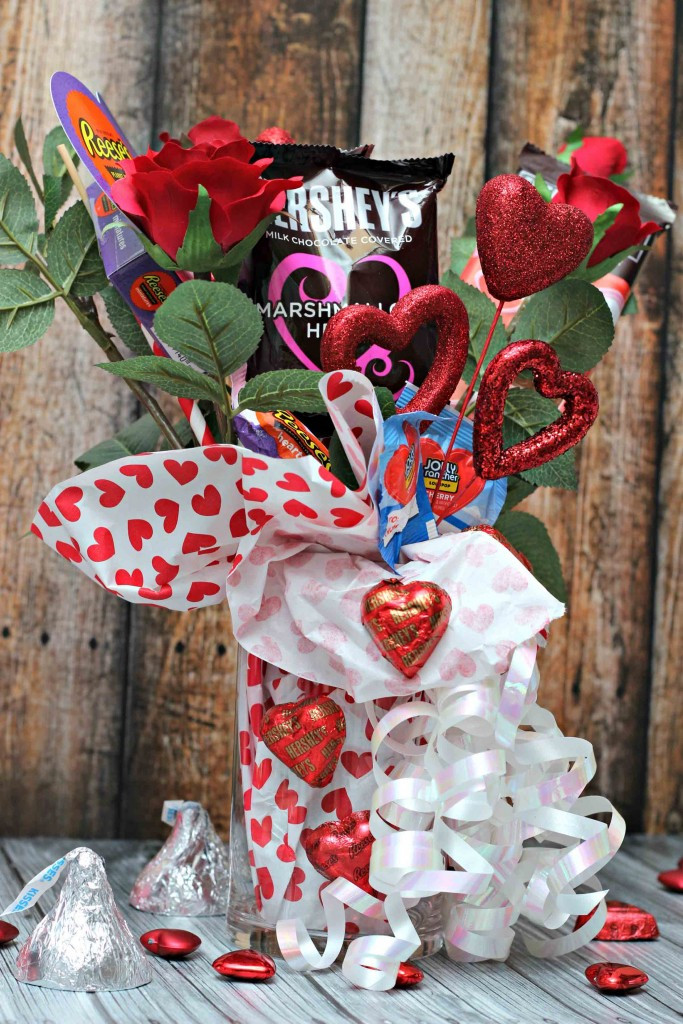 Valentine'S Day Gift Ideas For Friends
 25 DIY Valentine s Gifts For Friends To Try This Season