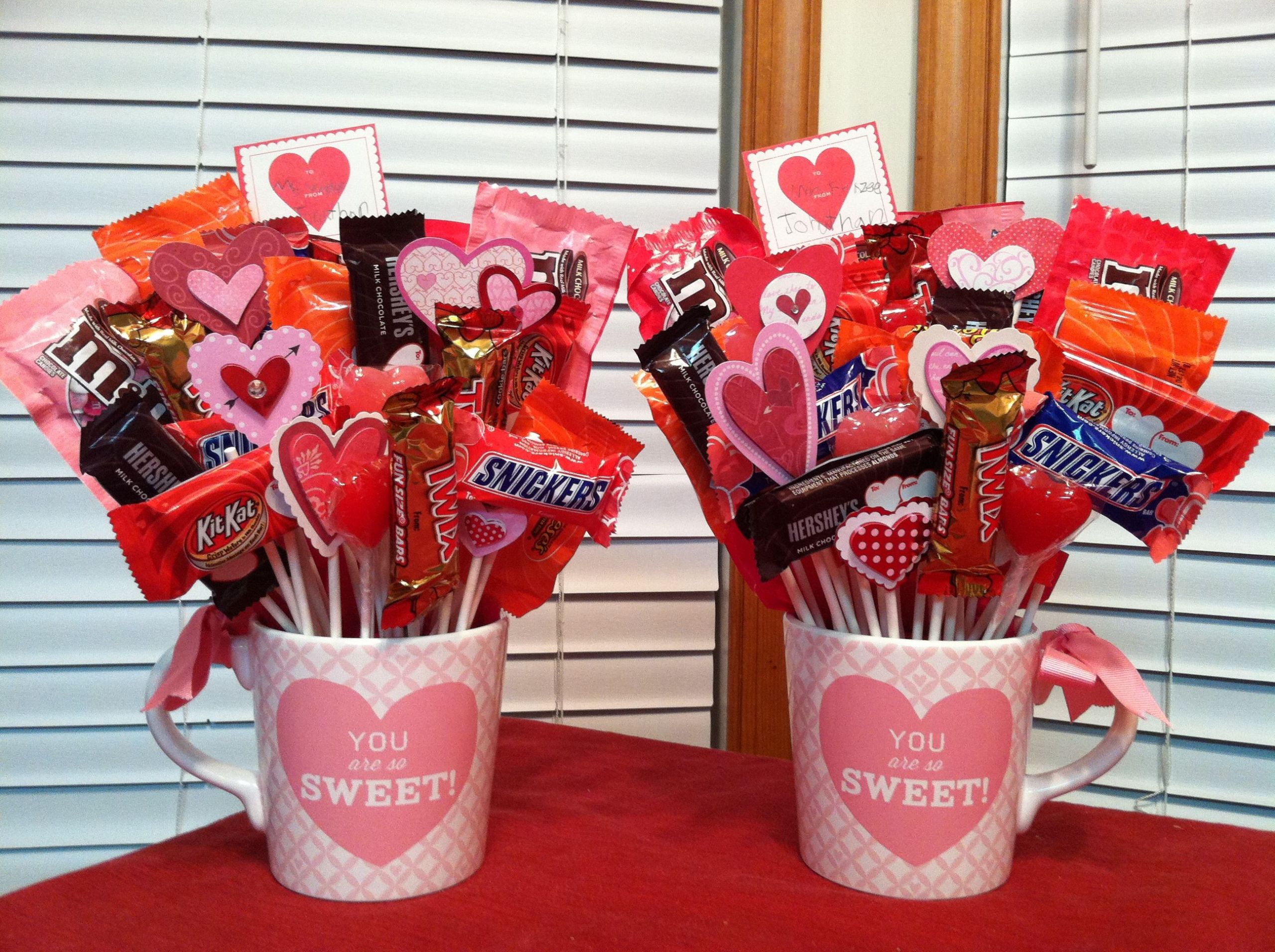 Valentines Candy Gift Ideas
 Learn how to make candy bouquets – Candy Bouquet Designs