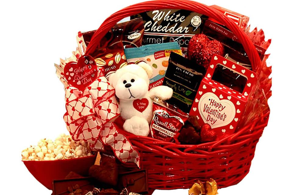 Valentines Day 2020 Gift Ideas
 3 Valentine’s Day Gift Baskets to send in 2020 Gift