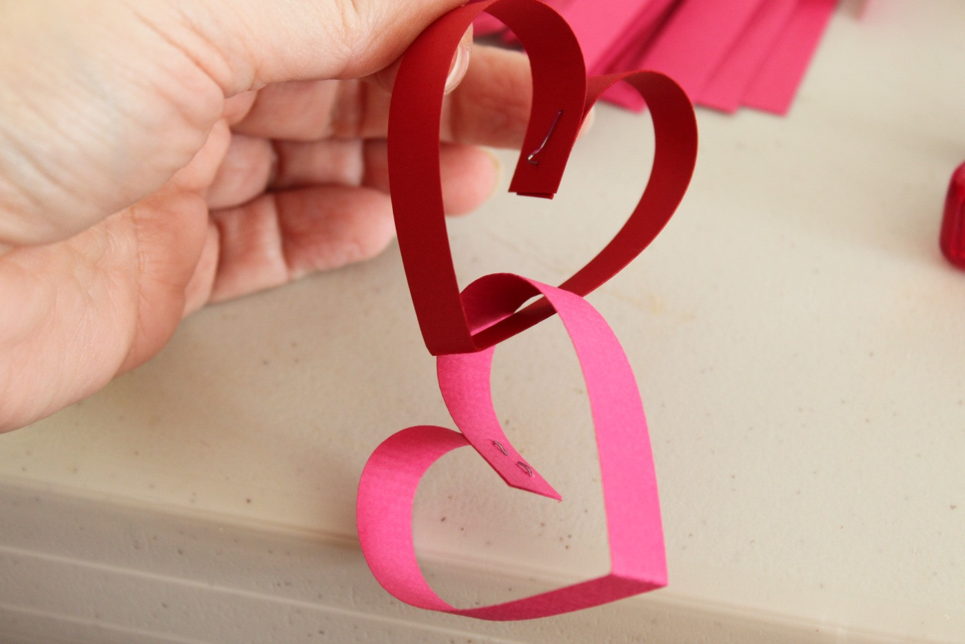 Valentines Day Paper Craft
 Valentine Garland