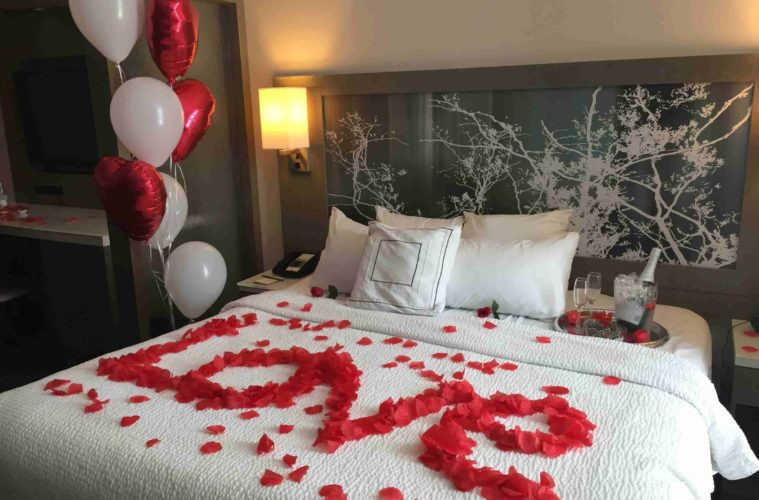 Valentines Day Room Ideas
 Romantic Bedroom Decoration Ideas for Valentine s Day