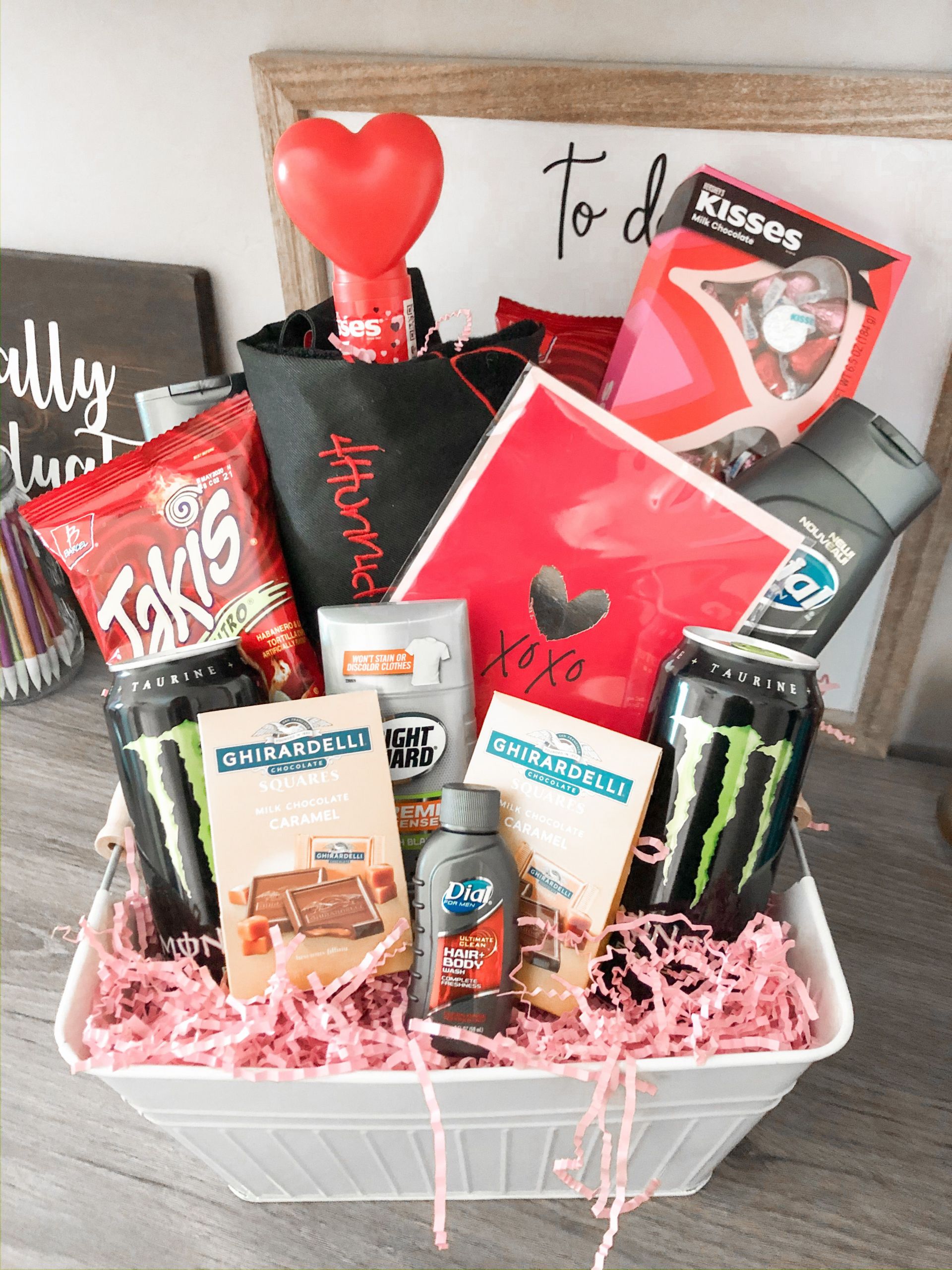 Valentines Gift Ideas For Teen Boyfriend
 Pin on Gift baskets